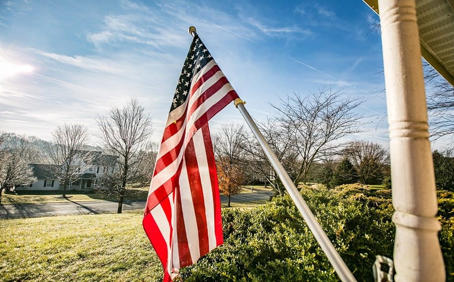 Neverfurlsilver Free-Spin Aluminum Flagpoles - Image 1